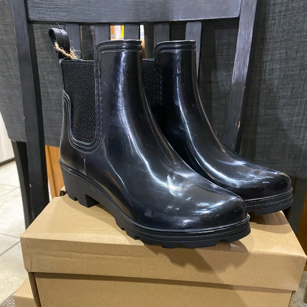 Seven7 Short Rain boot pointed toe